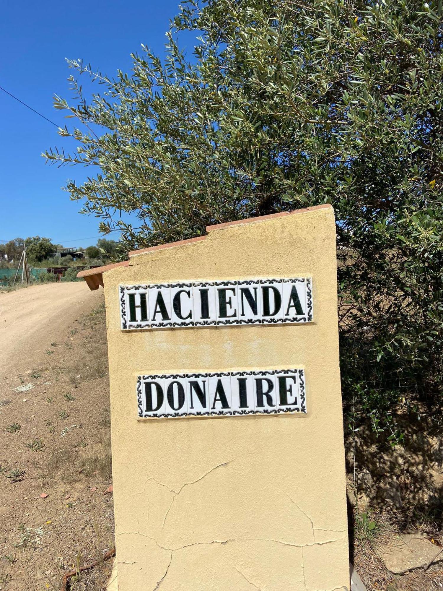 Hacienda Donaire Apartment *